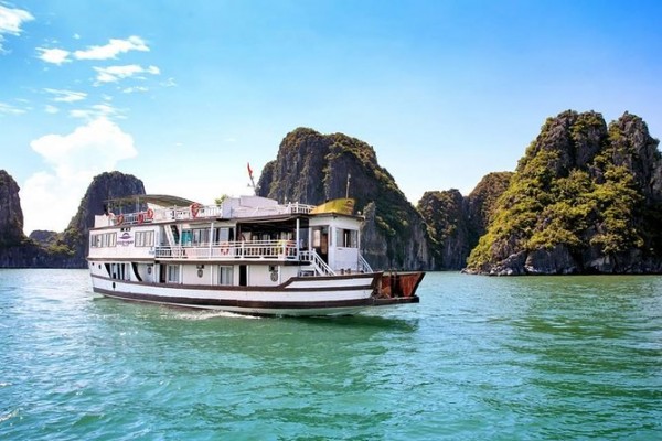 COZY BOUTIQUE CRUISE - Croisière sur la Baie de Lan Ha 2 jours 1 nuit