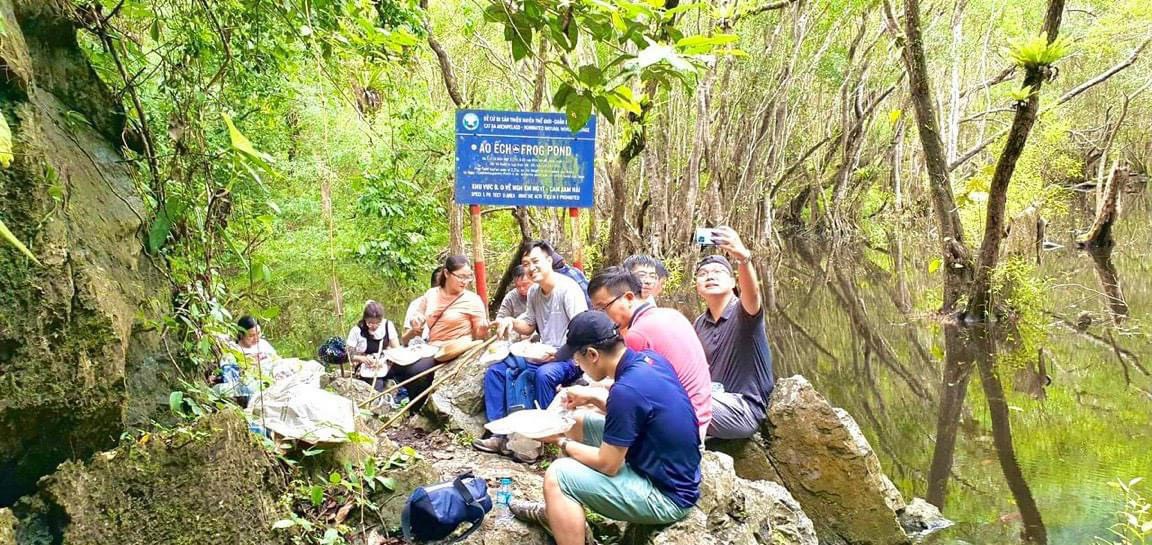 Cat Ba Island 2 Days 1 Night: Hike and Cruise